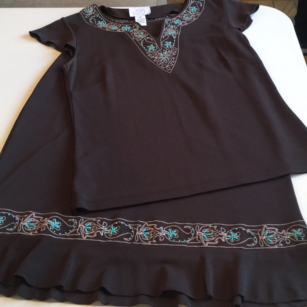 Ann Taylor skirt and top set